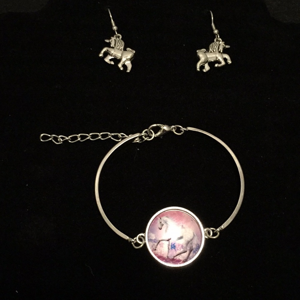 🦄Unicorn🦄 Bracelet & Earrings